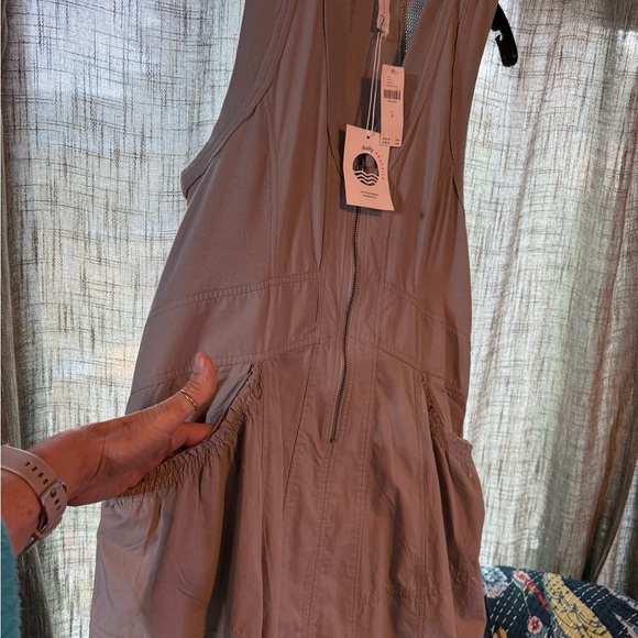 Anthropologie Gray Midi Dress - Picture 3 of 8